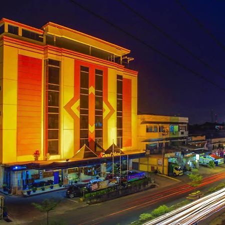 Grand Hotel Jambi Exteriér fotografie