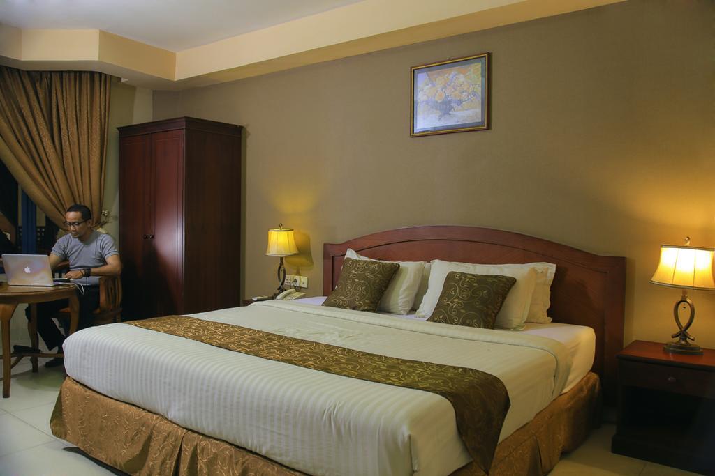 Grand Hotel Jambi Exteriér fotografie