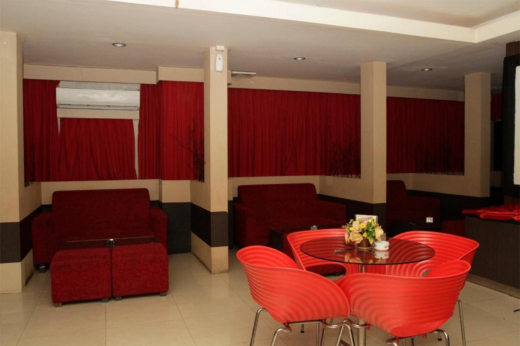 Grand Hotel Jambi Exteriér fotografie